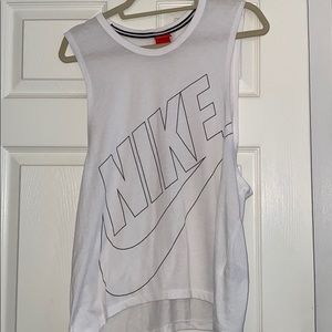 Nike top